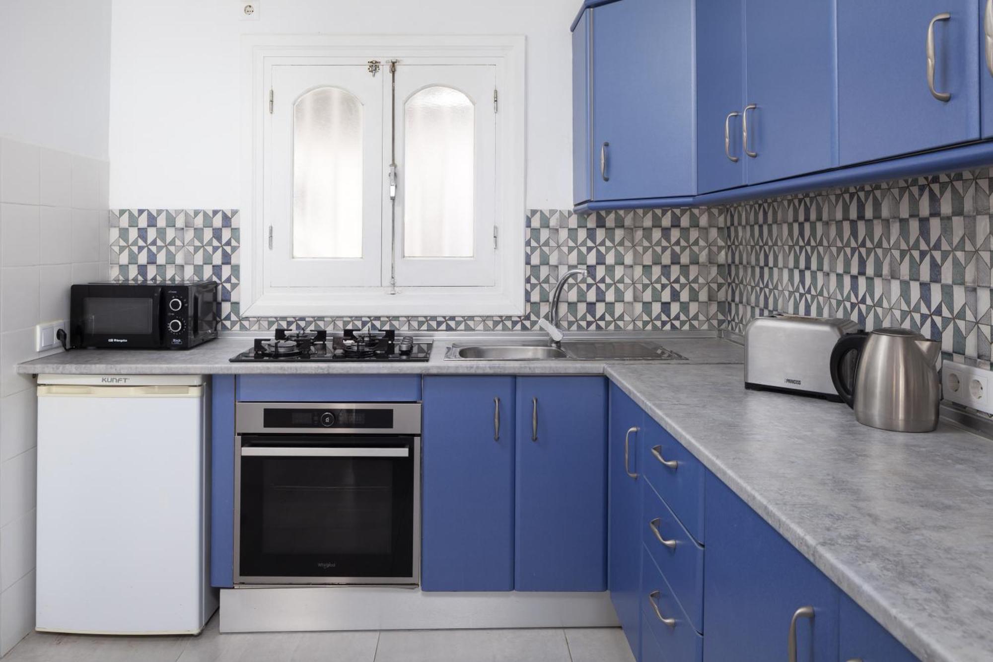Bright Spacious 1 Bed Apartament *