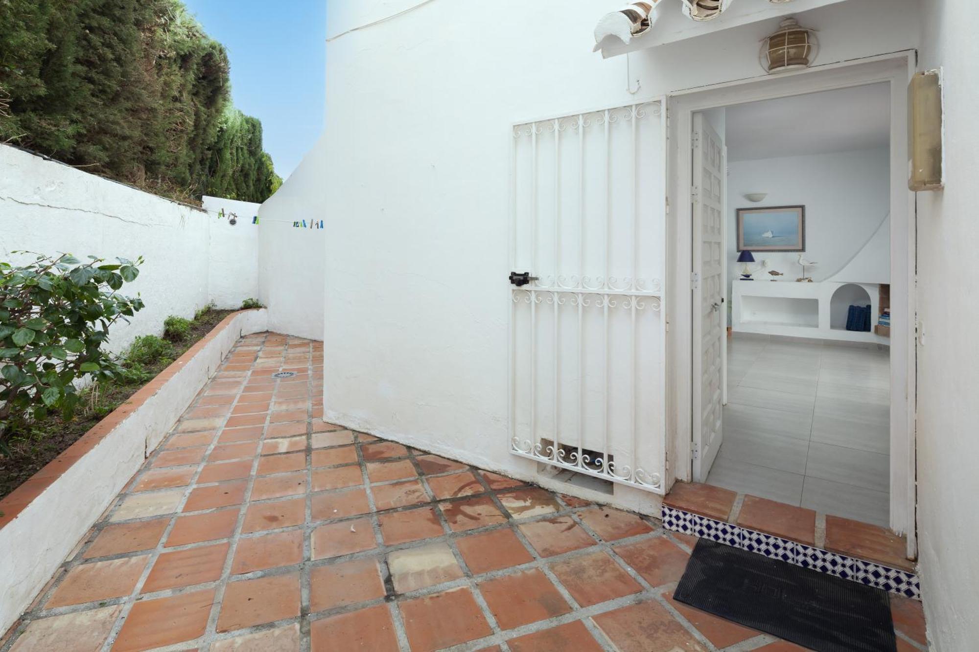 Bright Spacious 1 Bed Appartement