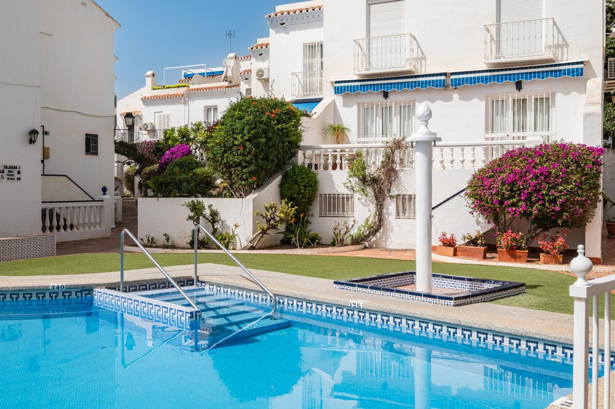 Bright Spacious 1 Bed Appartement *